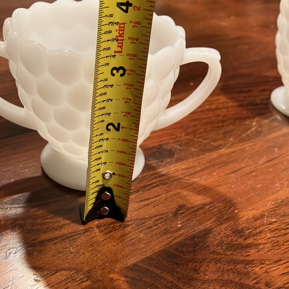 Vintage Milk glass cream & sugar set - Picture 5 of 10